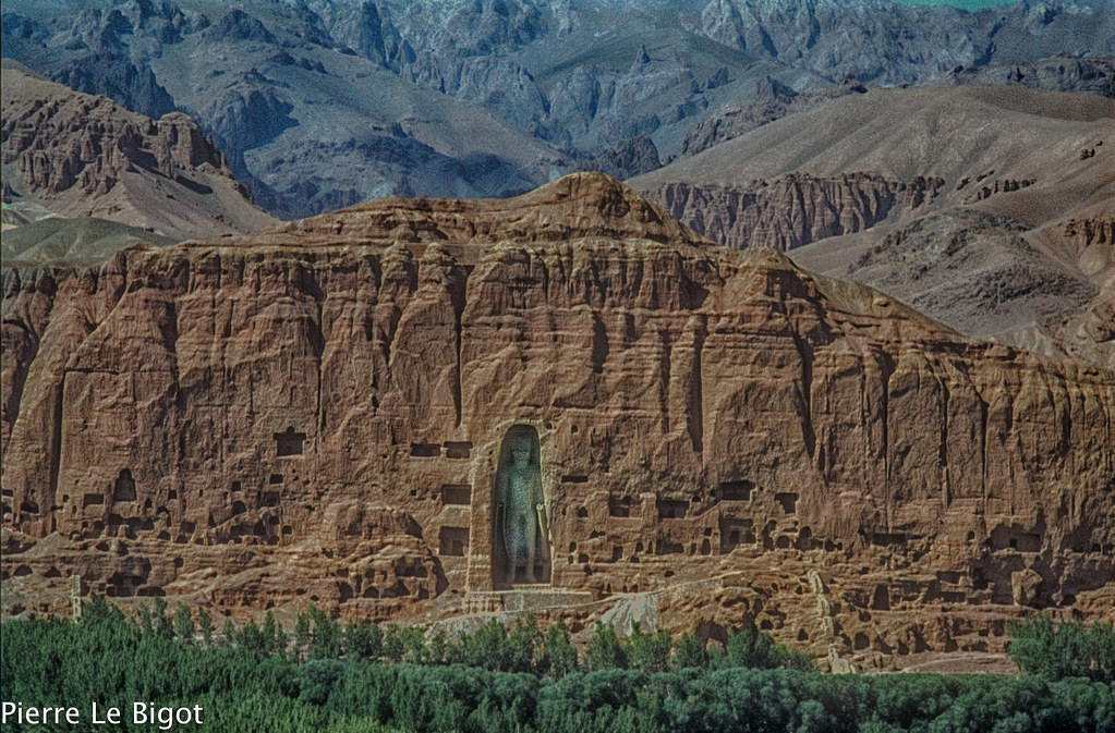 バーミヤン渓谷の文化的景観と古代遺跡群 モニュメント 写真で見る私たちの世界の驚異