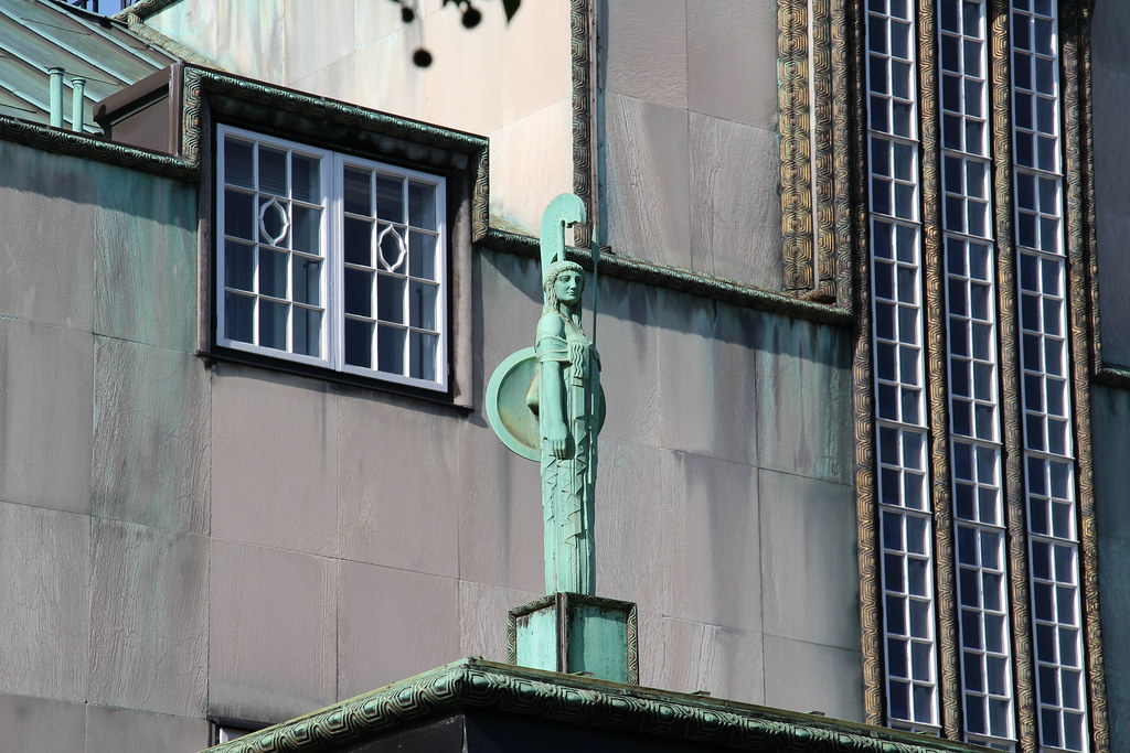 Stocletpaleis Details