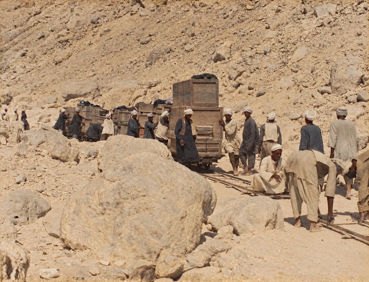 Tutankhamun Workers Railway Harry Burton