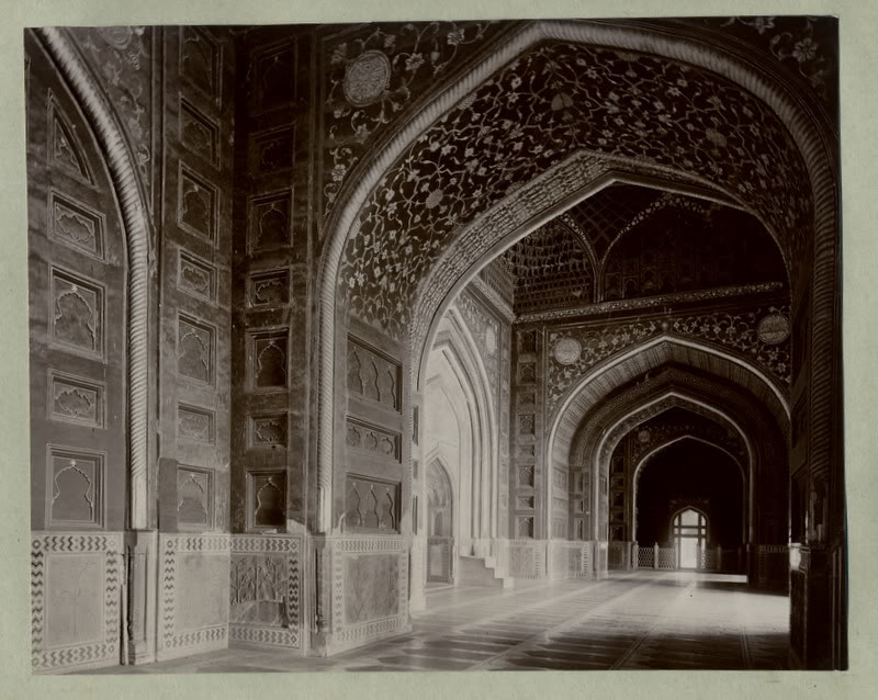 The Jama Masjid of Delhi: A Majestic Testament to Mughal Artistry and Historical Resilience The Jama Masjid of Delhi: A Majestic Testament to Mughal Artistry and Historical Resilience