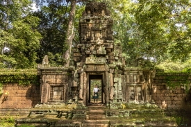 Angkor Wat gate