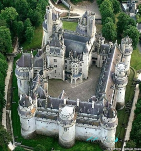 Chateau de Pierrefonds aerial view