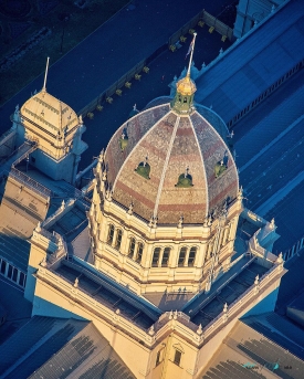 Dome of The Royal Exhibition Building Melbourne blue
