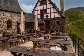 Eltz Castle inside