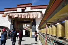 Gyantse Dzong interior