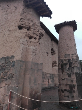 Raqchi columnas