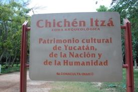 billboard chichen itza