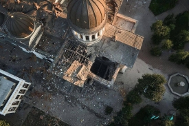 damaged the Spaso Preobrazhenskyi Orthodox cathedral.jpeg