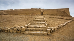 entrada templo de pachacamac