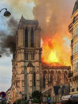 fire in notre dame cathedral