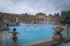 hot pool in Szechenyi Thermal Bath budapest