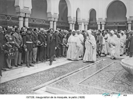 inaugurant la mosque de Paris